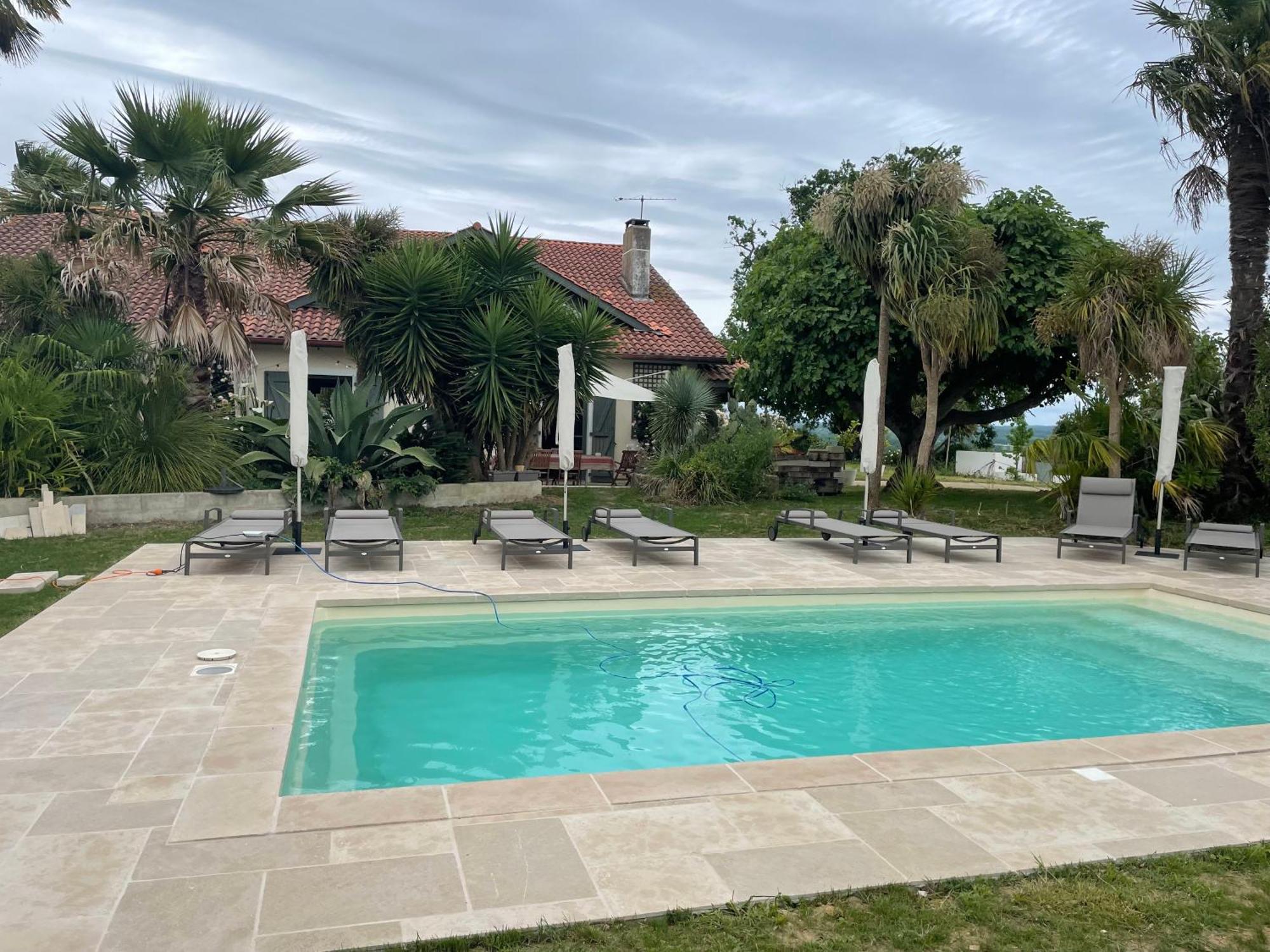 דירות La Bastide De Guiche Entre Ocean Et Montagnes מראה חיצוני תמונה